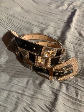Black Crystal-Embellished Women’s Fashion Belt